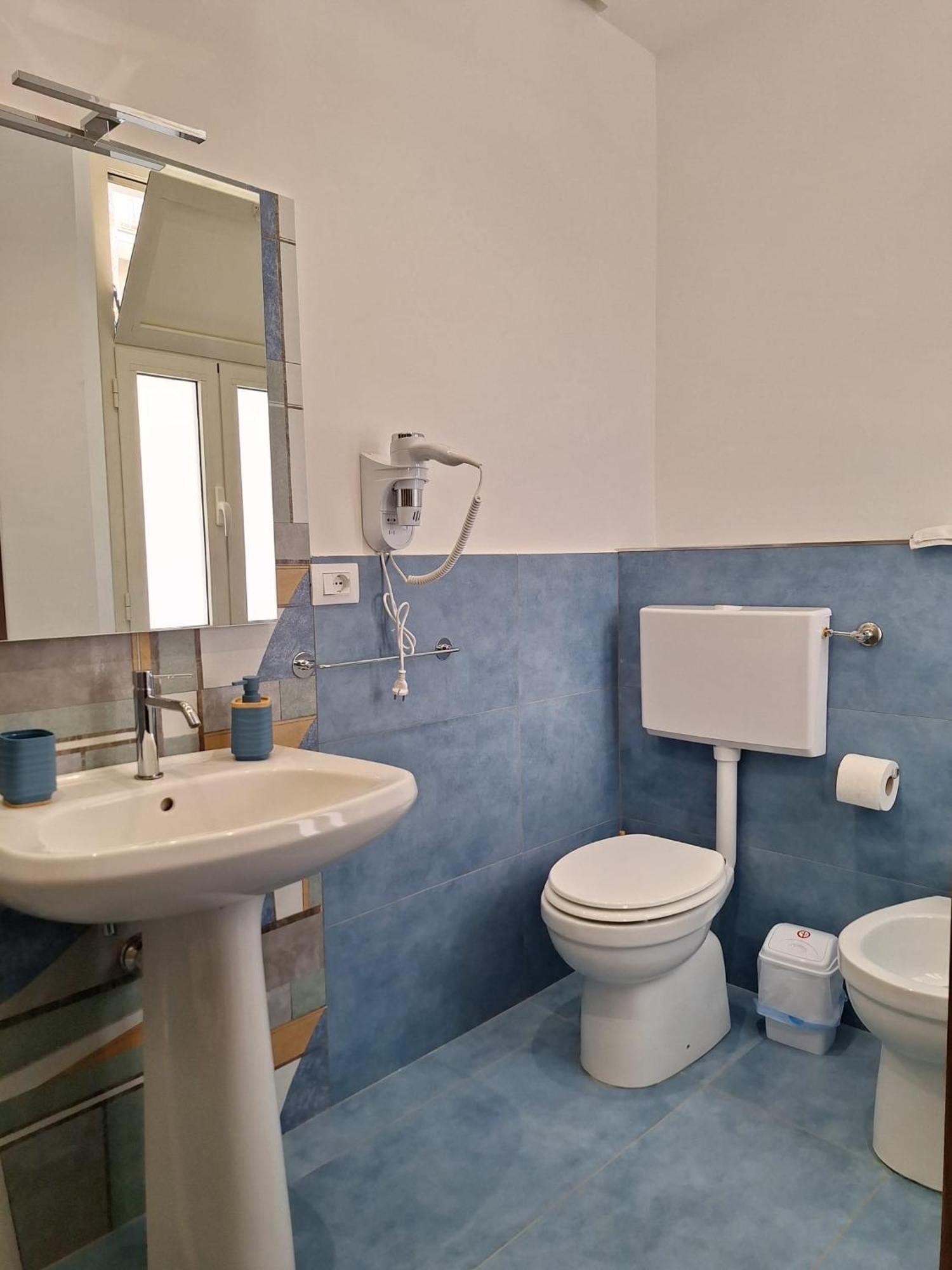 B&B Onda Marina Villa Bellini Catania Centro ภายนอก รูปภาพ