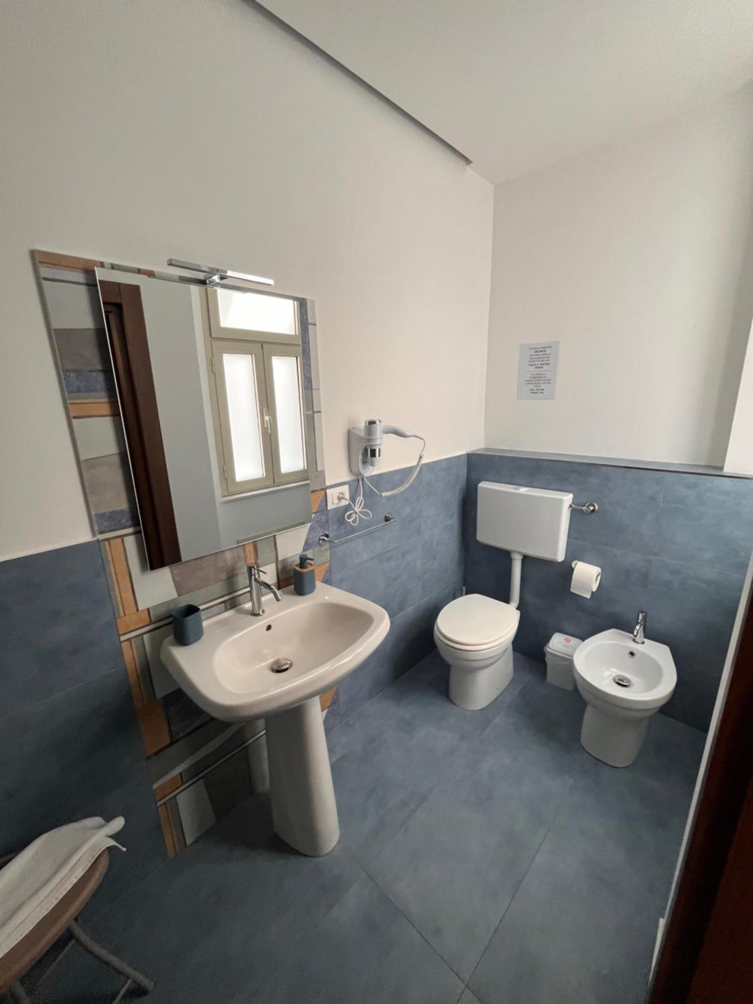 B&B Onda Marina Villa Bellini Catania Centro ภายนอก รูปภาพ